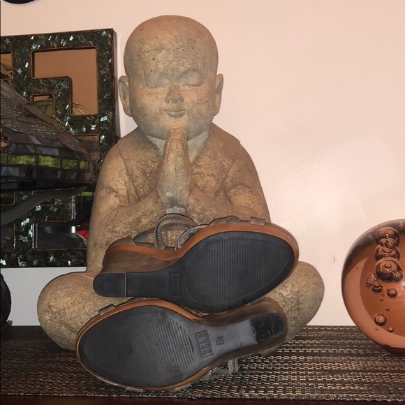 Platform Wedges! - Picture 8 of 10